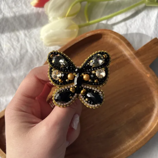 Broșă Fluture Negru-Auriu