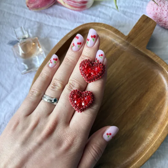 Cercei Inimioare Roșii