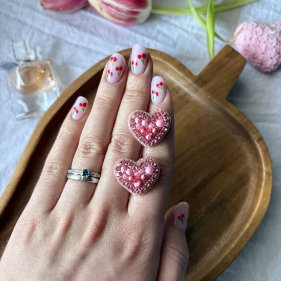 Cercei Inimioare Roz